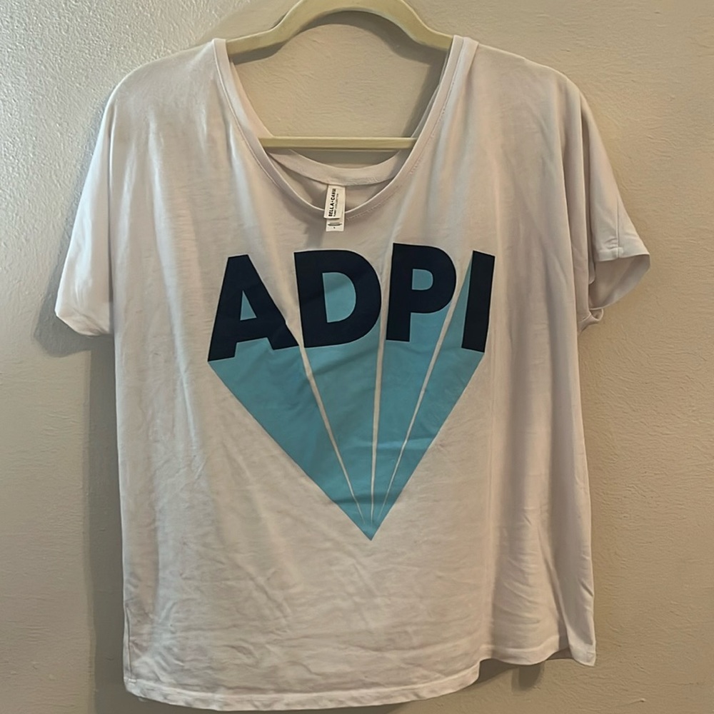 FLOWY ALPHA DELTA PI WHITE TOP